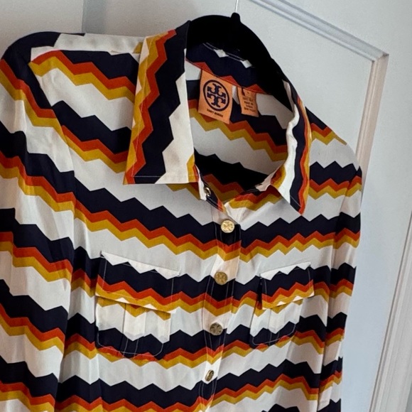 🌀 Tory Burch Silk Shirt Dress – Zigzag Print or Chevron Print – EUC 🌀 - Picture 1 of 5